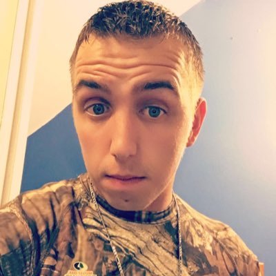 Profile Picture of Mike Hooper (@mikehooper14) on Twitter