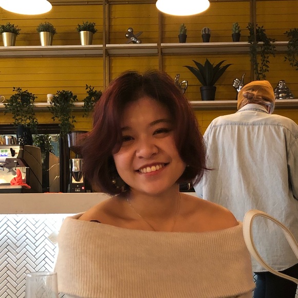 Profile Picture of Sophia Chung (@strangerfwendz) on Poshmark