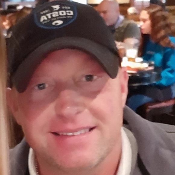 Profile Picture of Jason Horton (@jasonhorton254) on Poshmark