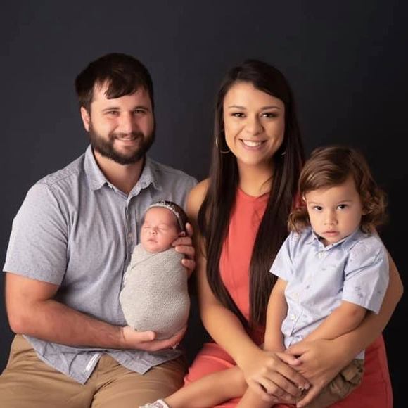 Profile Picture of Katelyn Fontenot (@katelynfontenot) on Poshmark