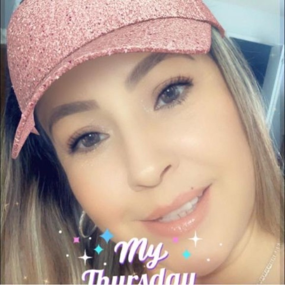 Profile Picture of Erika Lujan (@eri101870) on Poshmark