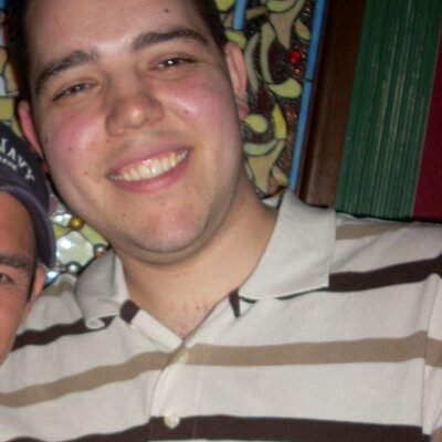Profile Picture of David Laufer (@flypastryguy) on Twitter