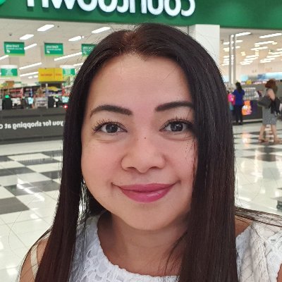 Profile Picture of Lourdes Enriquez (@KitchenLours) on Twitter