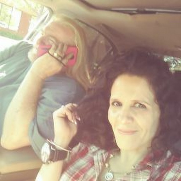 Profile Picture of Robert Newell (@robert_newell) on Poshmark