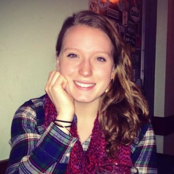 Profile Picture of Meredith Ketchmark (@mketchmark922) on Poshmark