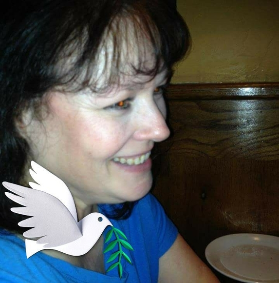 Profile Picture of Darla Ohta (@carousel33) on Poshmark