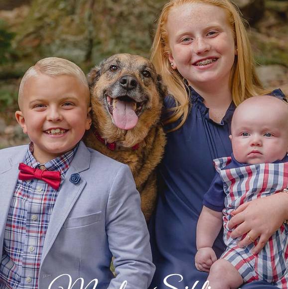 Profile Picture of Sean Munley (@paphatts) on Poshmark