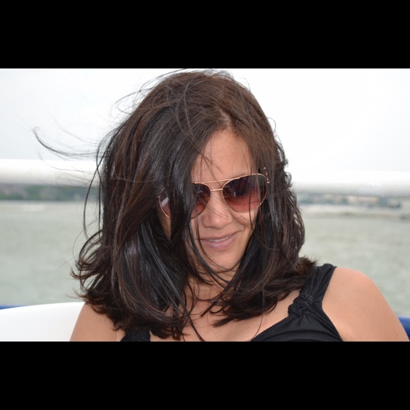 Danette Jacobs - Poshmark Profile Picture of Danette Jacobs (@danettemae) on Poshmark