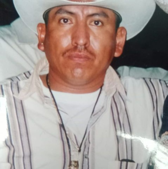 Profile Picture of Leonel Rivas (@leonelrivas0524) on Poshmark