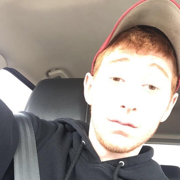 Profile Picture of Kyle Rooney (@itsbigred1333) on Poshmark