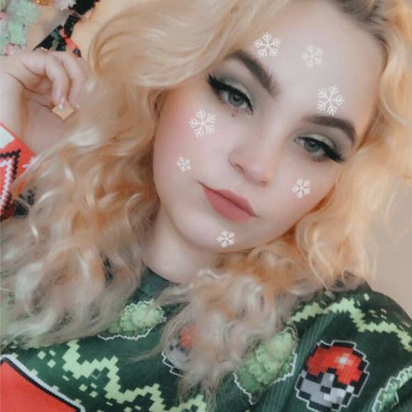 Ruthanne Yelland - Poshmark Profile Picture of Ruthanne Yelland (@littlebaberuth) on Poshmark