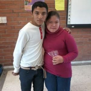 Profile Picture of Laura Escobedo (@lauraescobedo51) on Twitter