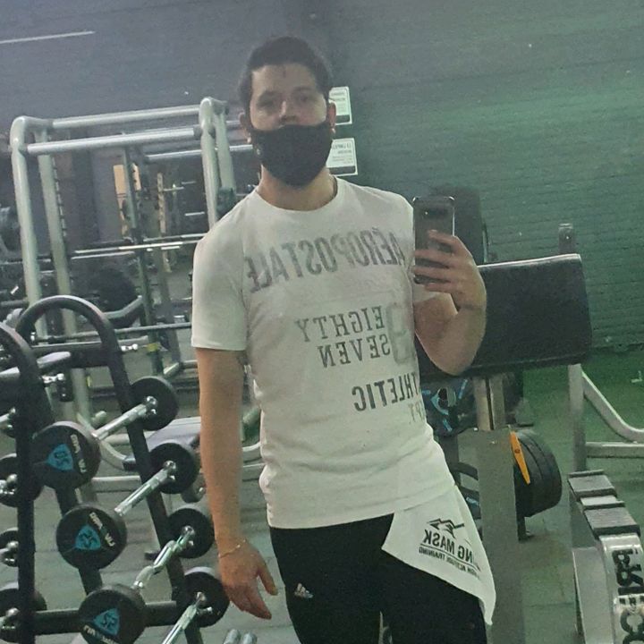 Profile Picture of Carlos Cantón (@knton9) on Tiktok