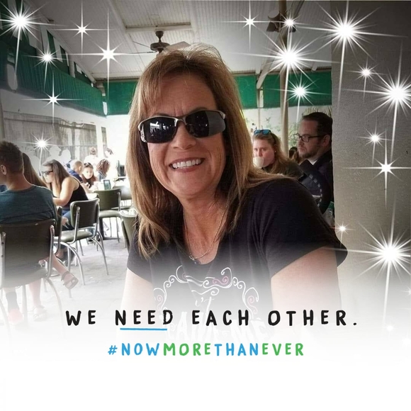 Profile Picture of Pam Manning (@bomichael) on Poshmark