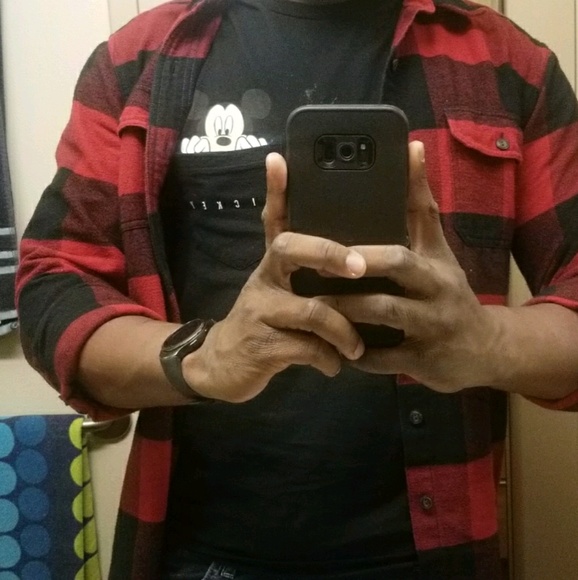 Profile Picture of Kenrick Thomas jr (@kthom51) on Poshmark