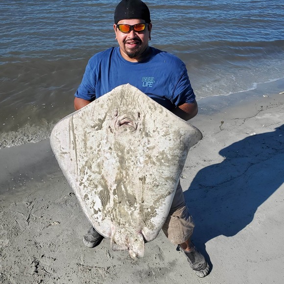 Profile Picture of Alex Tilley (@thetripod) on Poshmark