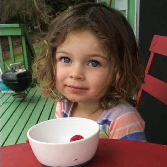 Profile Picture of Linda Vingelen (@linda_vingelen) on Poshmark