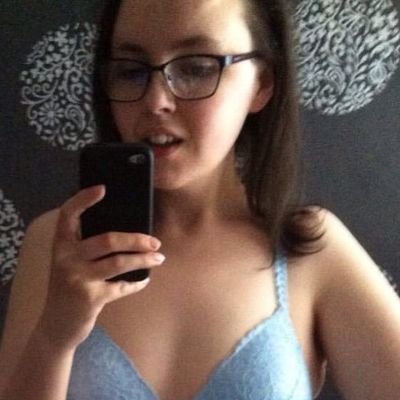 Profile Photo of Jessica Cahill 333 (@sw333tpea) on Twitter