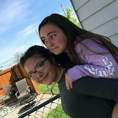 Profile Picture of Renee Murdoch (@reneemurdochhh) on Twitter