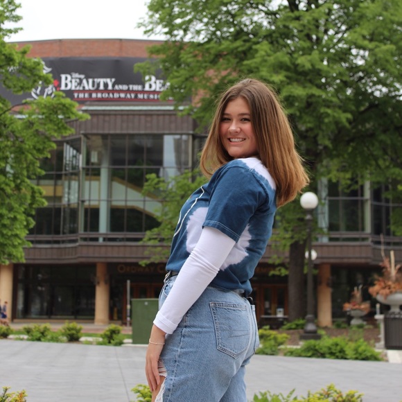 Profile Picture of Paige Erickson (@perickson30) on Poshmark