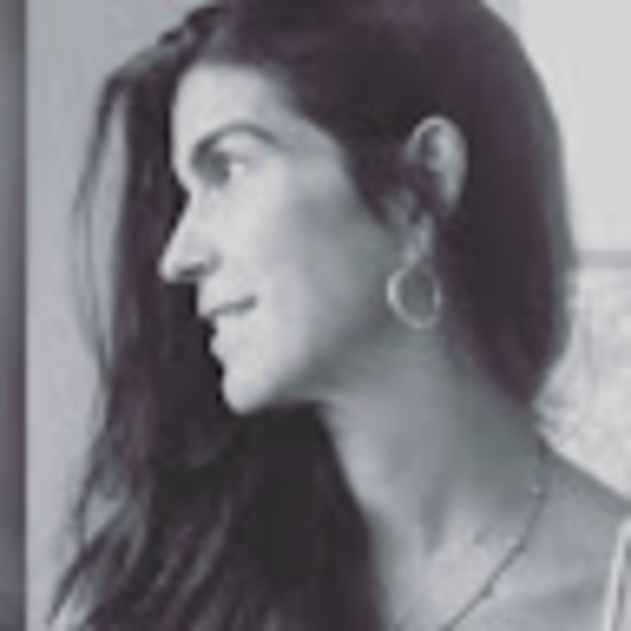 Profile Picture of Alexandra Boet-thollot (@abthollot) on Poshmark