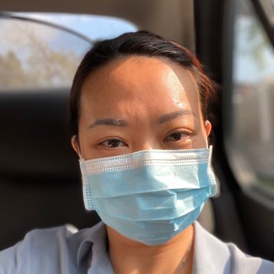 Profile Picture of Vivien Linggi (@vainlyv) on Twitter