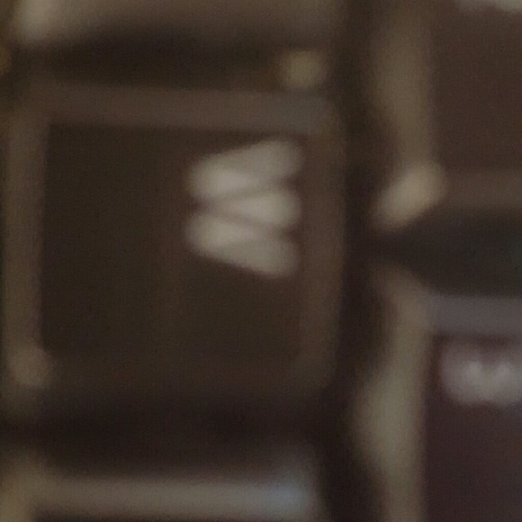 Profile Picture of Whitney Dolph (@whitneydolph) on Poshmark