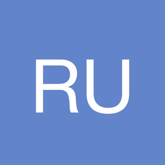 Profile Picture of Rachel Ullrich (@rachel_ullrich) on Poshmark