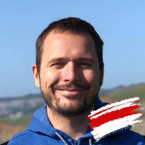 Profile Picture of Pavel Golubev (@golubeff) on Poshmark