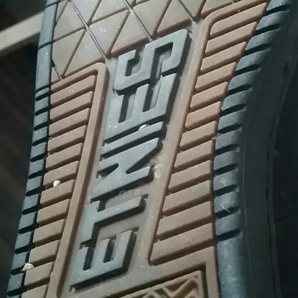 Profile Picture of Gary Tyler (@garylt88) on Poshmark