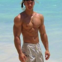 Profile Picture of Aaron Meek (@aaronweakmeek) on Twitter