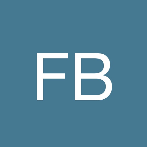 Profile Picture of Francis Brown (@nsdxdlytcl68) on Poshmark