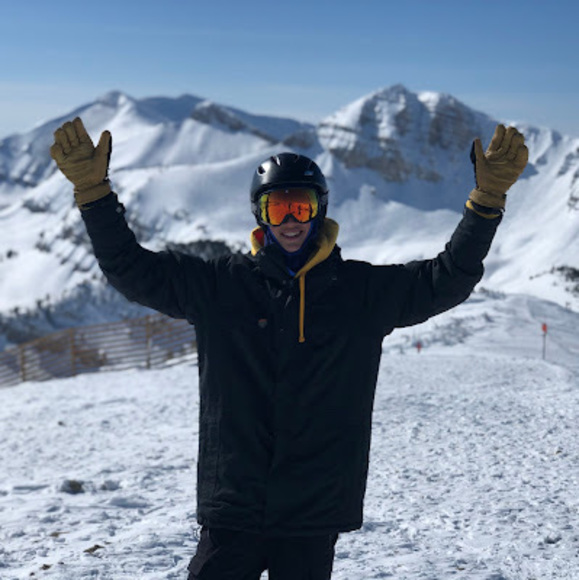 Profile Picture of Matthew Rohs (@matt_rohs) on Poshmark