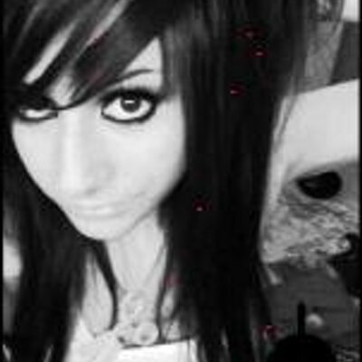 Profile Picture of Kathryn Singleton (@DalonuMu) on Twitter