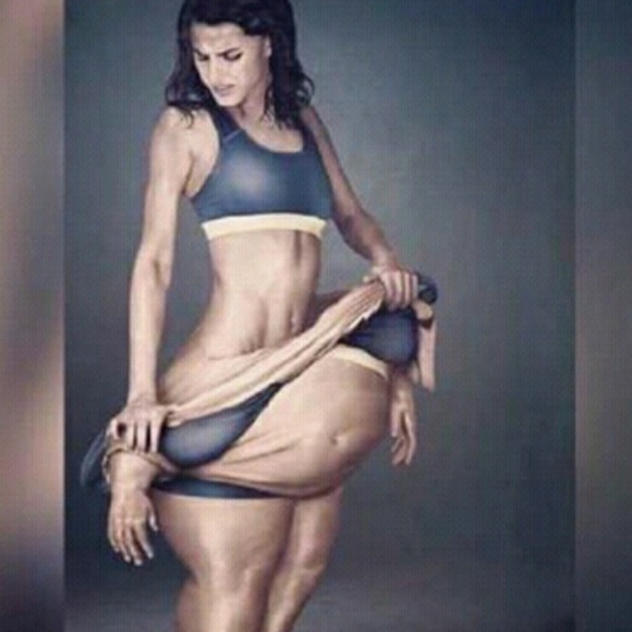 Profile Picture of Janet Mota (@march3082) on Poshmark