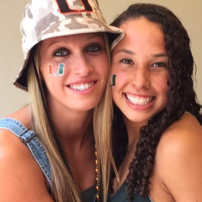 Profile Picture of Claire Mcginnis (@clairemcg123) on Twitter