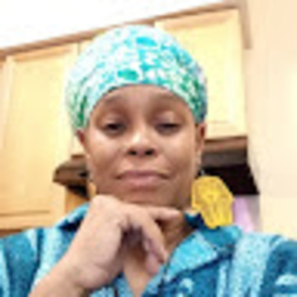 Profile Picture of Tarsha Harrison (@tarshaharrison) on Poshmark