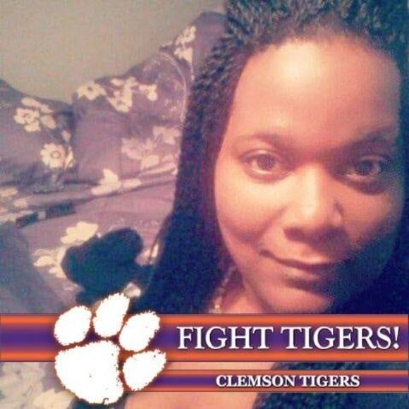 Profile Picture of Kimberly Reddish (@kreddish31) on Poshmark