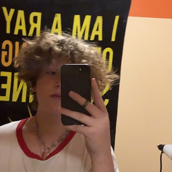 Profile Picture of Tyler Bacon (@tylerb2307) on Poshmark