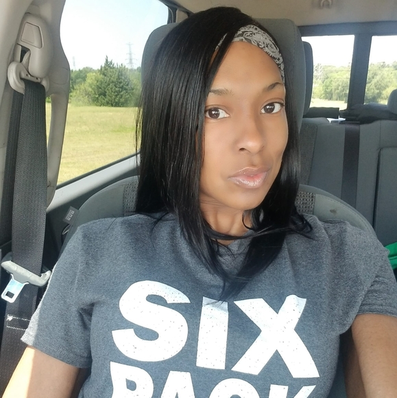Profile Picture of Rosetta Sims (@coopimpala) on Poshmark