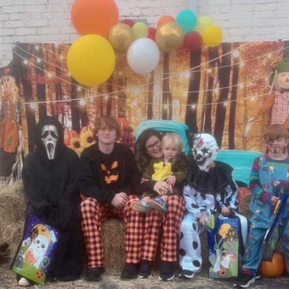 Profile Picture of Ginger Freeman (@gingerboo18) on Poshmark