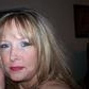 Profile Picture of Becky Hyatt (@11bravommom) on Myspace