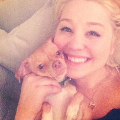 Profile Picture of Dolly D (@TheDollyD) on Twitter