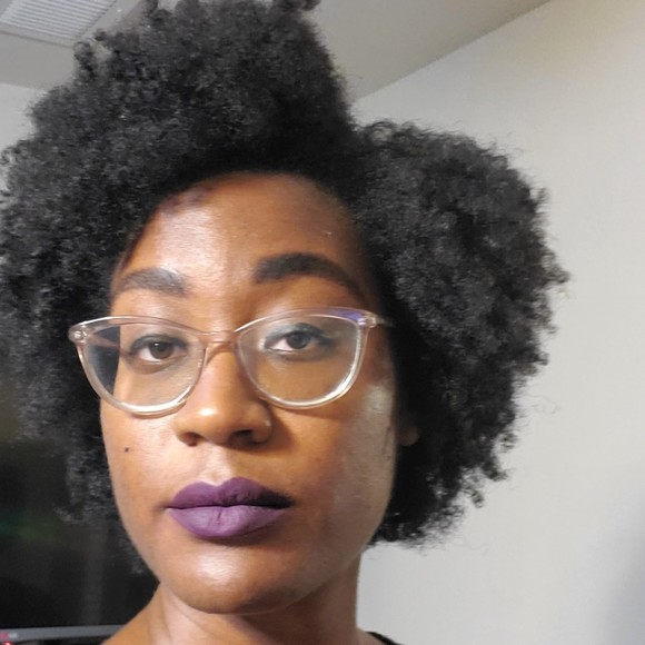 Profile Picture of Latrece Moorer (@lady2950) on Poshmark