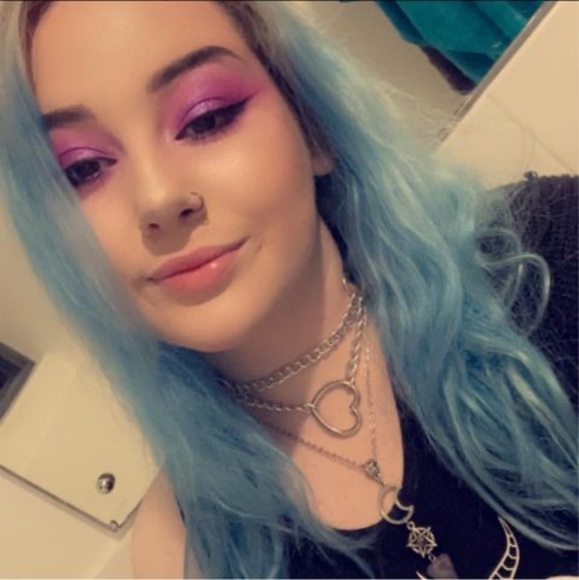 Profile Picture of Madi Normington (@mnorming) on Poshmark