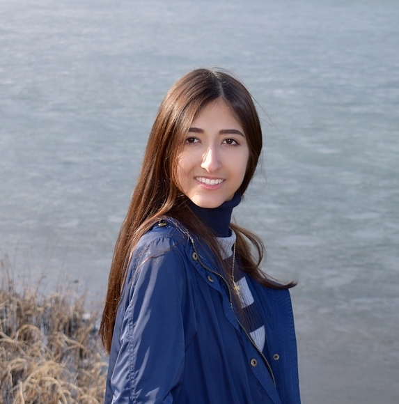 Profile Picture of Mehrsa Pourabed (@marisapk) on Poshmark