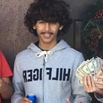 Profile Picture of solomon (@dademade_lorenzo) on Instagram