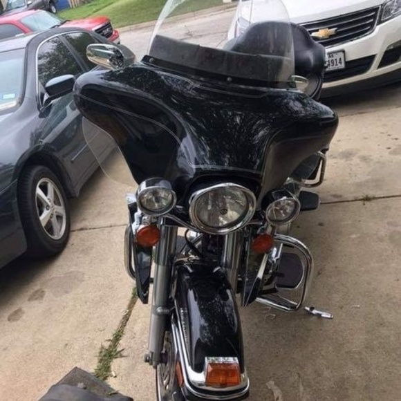 Profile Picture of Jeremy Tuck (@towtruckguy30) on Poshmark