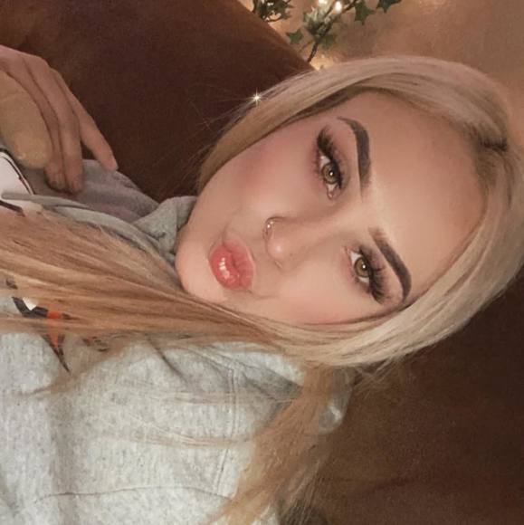 Profile Picture of Kyra jean Patchett (@misskyrajeann) on Poshmark