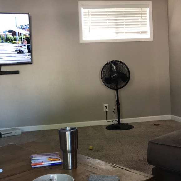 Profile Picture of Ryan Kern (@ryankern544) on Poshmark